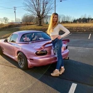 Meet your Posher, Hayley